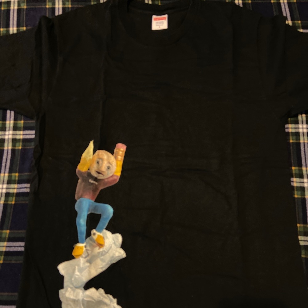 Supreme Tee